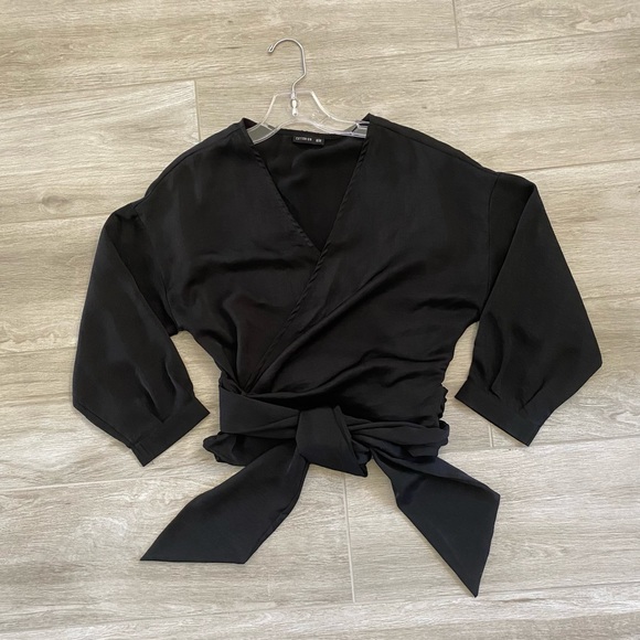 Cotton On Black Surplice Wrap Around Tie Front 3/4 Sleeve Top Size M - Picture 2 of 8